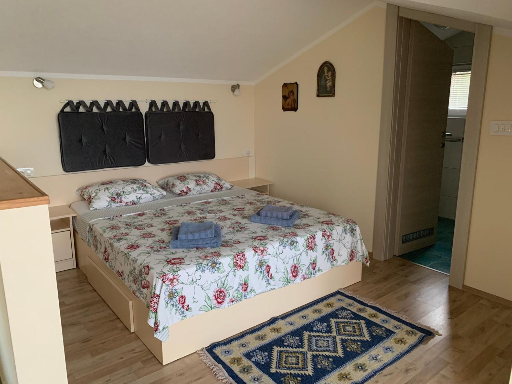 Patrick House Tivat Exterior foto